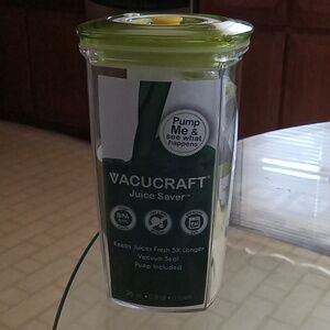 Juicer vacuum